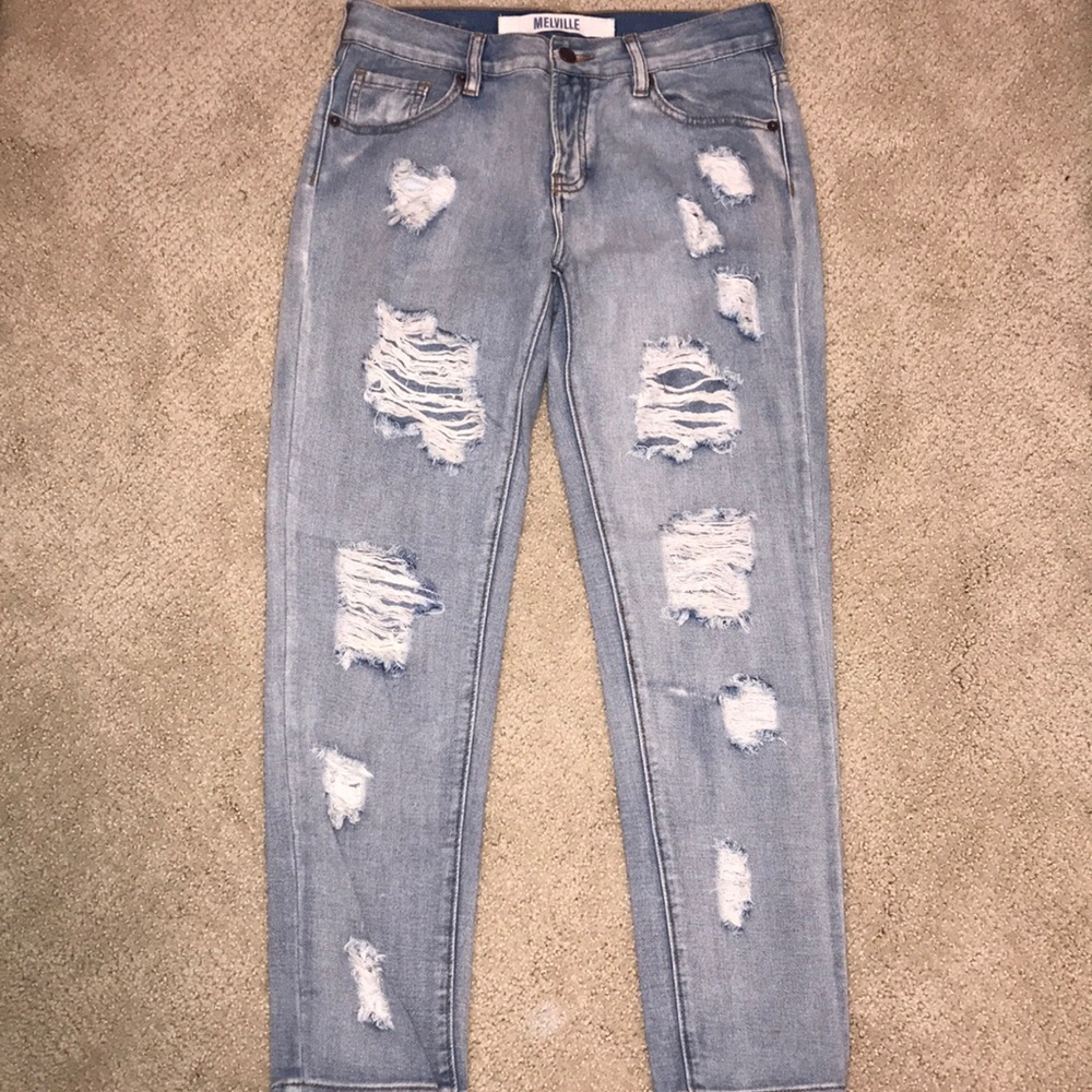 Brandy Melville boyfriend jeans